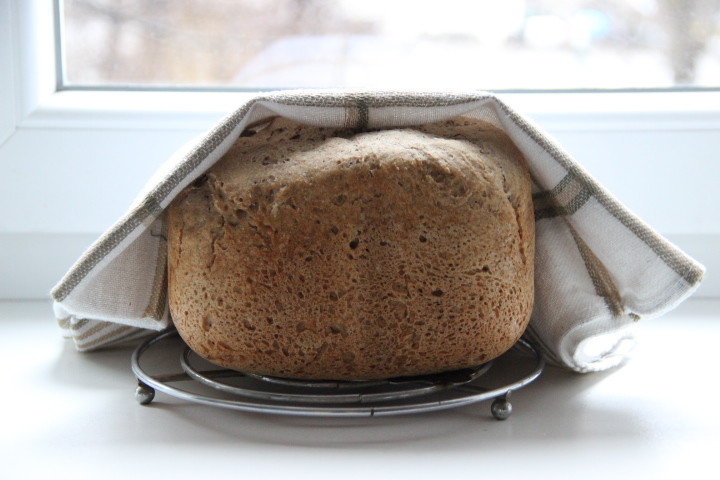 Ржано-пшеничный хлеб на закваске в хлебопечке