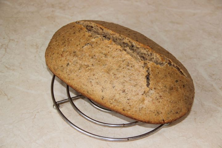 Пшенично-ржаной хлеб на закваске с морской капустой